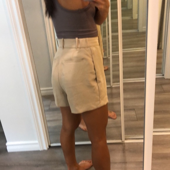 Wilfred anthem shorts in tan - Picture 2 of 4